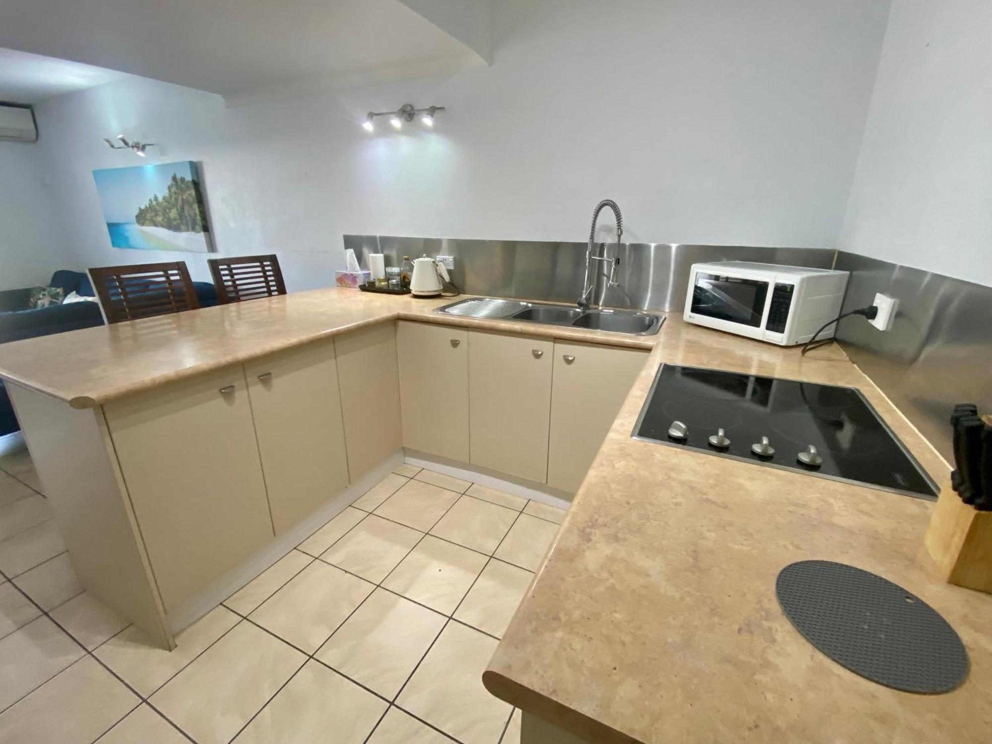 Reef Gateway Apartments Кэрнс Экстерьер фото
